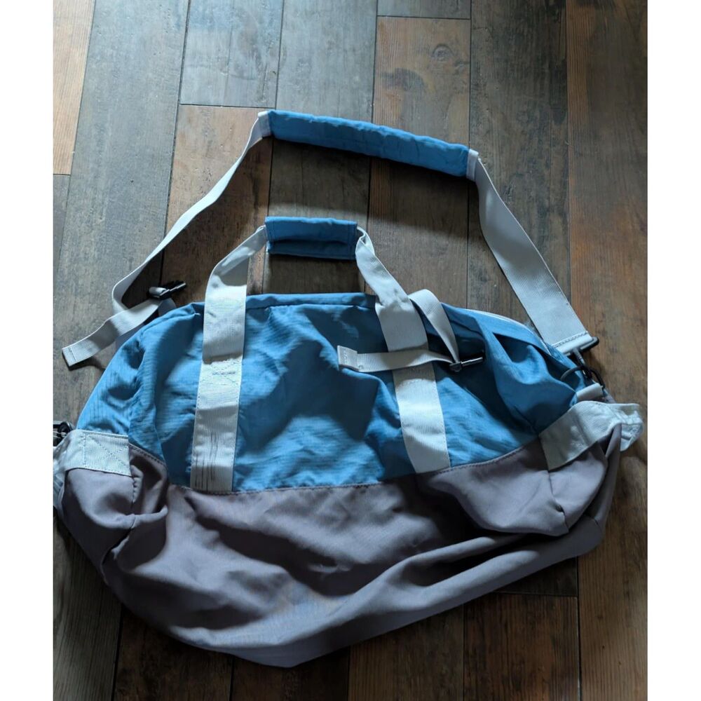 Kelty Mountain Logo Ripstop Travel Gym Duffel Bag Blue & Gray, Medium 24"